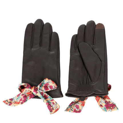 Leather Gloves- Perfect Example Of Old Fashion Meets The Modern Style